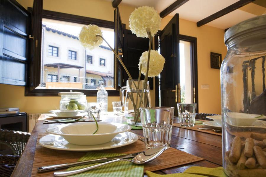 Apartamentos Santillana Del Mar Kültér fotó